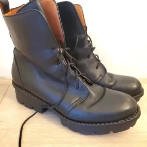 L'Amour Des Pieds Leather Lace Up Black Boots Chunky Heel