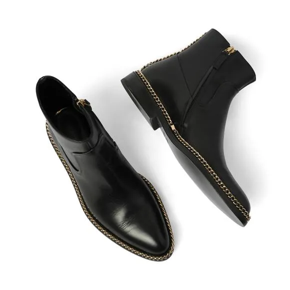 Lanvin Leather Chainlink Accents Ankle Boots - 8.5 - Black