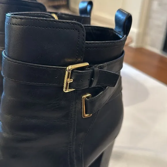Lauren Ralph Lauren women’s Madisyn Burnished Leather Booties boots size 9.5 EUC
