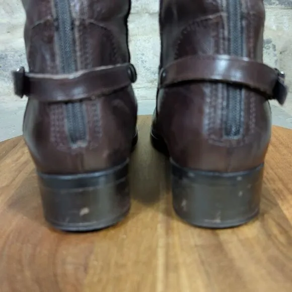 LAVORAZIONE Artigianale Brown leather riding boots size 36