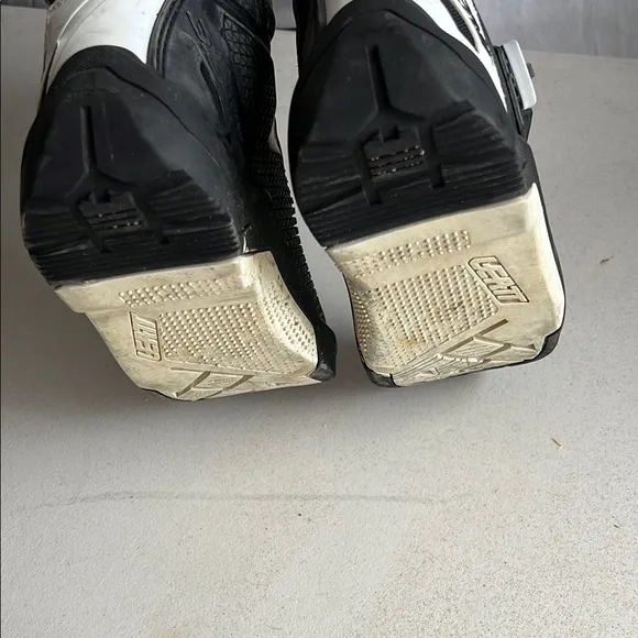 Leatt Youth dirt bike Boots