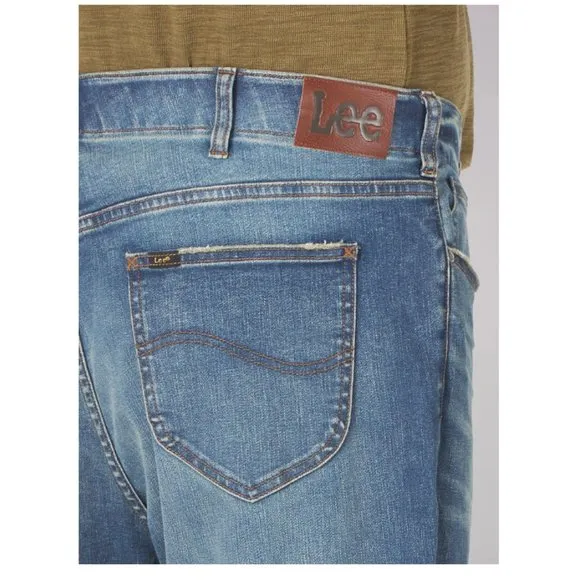 Lee Men's Extreme Motion MVP Relaxed-Fit Straight-Leg Jeans 48X34 Med Blue NWT