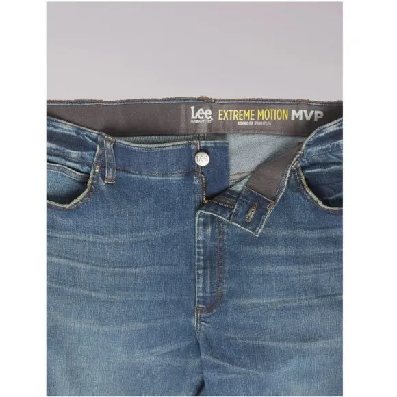 Lee Men's Extreme Motion MVP Relaxed-Fit Straight-Leg Jeans 48X34 Med Blue NWT