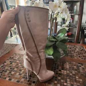 Lisa for Donald J. Pliner leather boots size 8