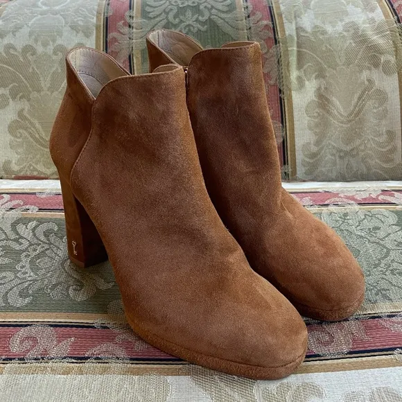 LK BENNETT Sierra Tan Suede Platform Ankle Boots. Size 39 = 9 US Women