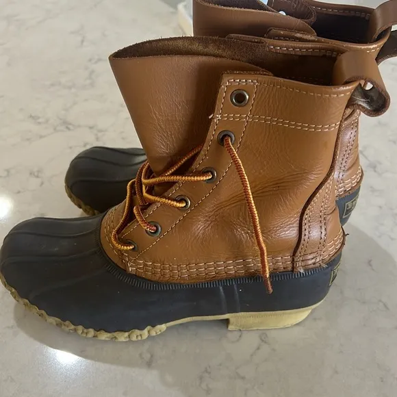 LL Bean Ladies 8” Bean‎ Boots