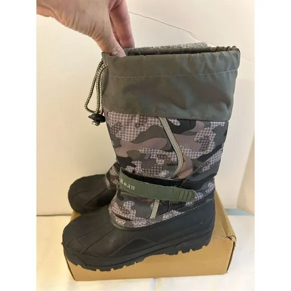 LL Bean snow boots camp green youth size 3