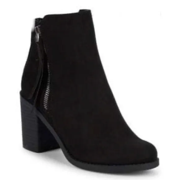 LORD &amp; TAYLOR Lexie &amp; Abbie Karina Zip Ankle Boots Black Booties