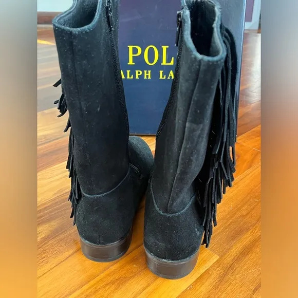 LRalph Lauren big girl size 4 suede boots, NEW