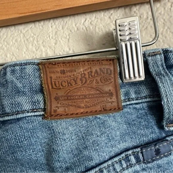 Lucky Brand 26 Wide Leg Button Hem Jeans Western Vintage Grunge Y2K Punk