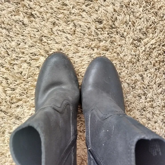 Lucky Brand Quintei Heeled black leather Boots sz 10