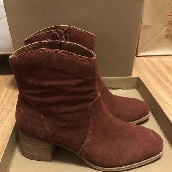 Lucky Brand sz8 Laidem NWT Suede Ankle Boots Booties Burgundy Cognac Color