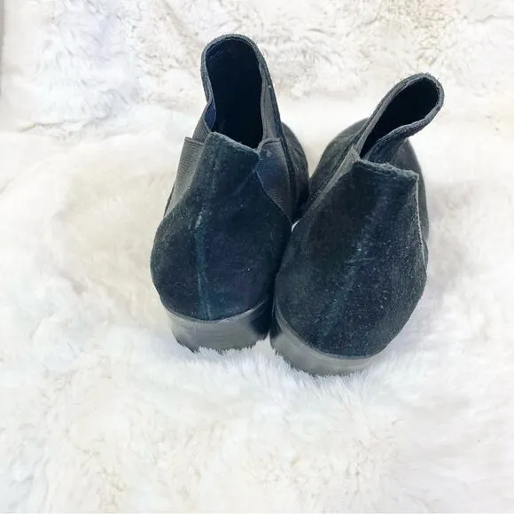 Lucky Brand Baqira black suede leather chelsea booties 7