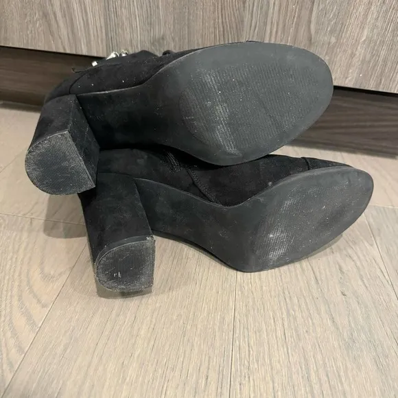 Madden Girl Klaim Black Block Heel Buckle Boots Size 8