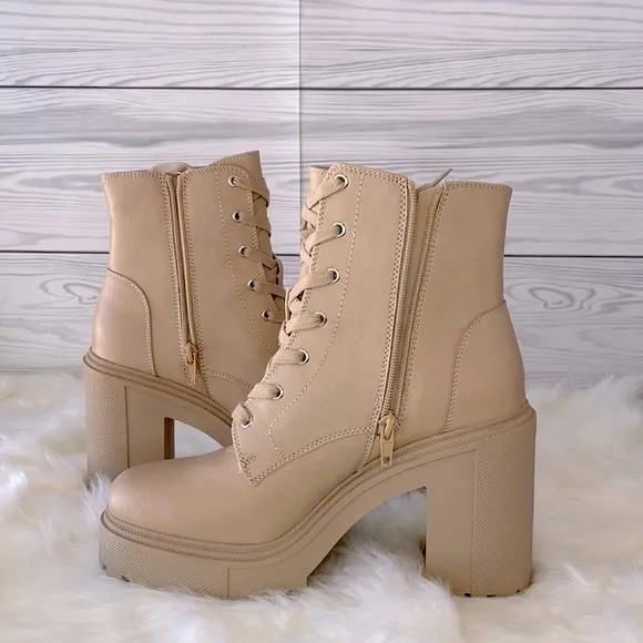 Madden Girl “Rover” Block Heel Boots
