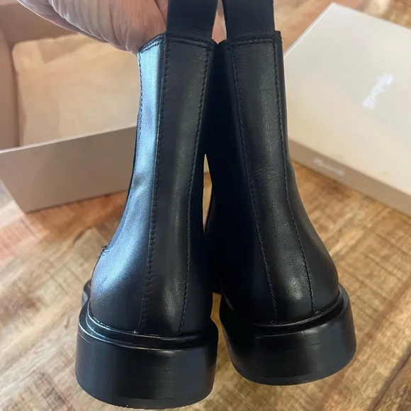MADEWELL black leather Chelsea boots