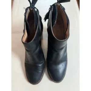Madewell et Sezane High Heel Tassel Black Leather Ankle Boots Booties Size 8