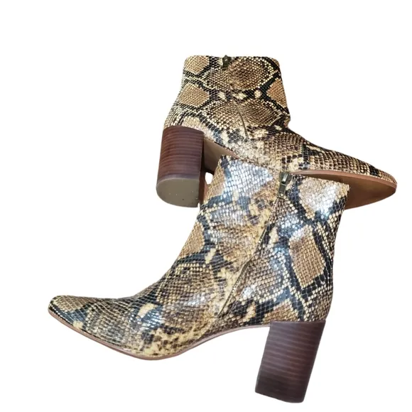 MADEWELL Fiona boots snake embossed leather stacked heel pointed toe size 8.5