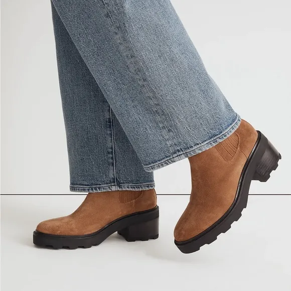 Madewell Lugsole Chelsea Boots 6.5 NIB