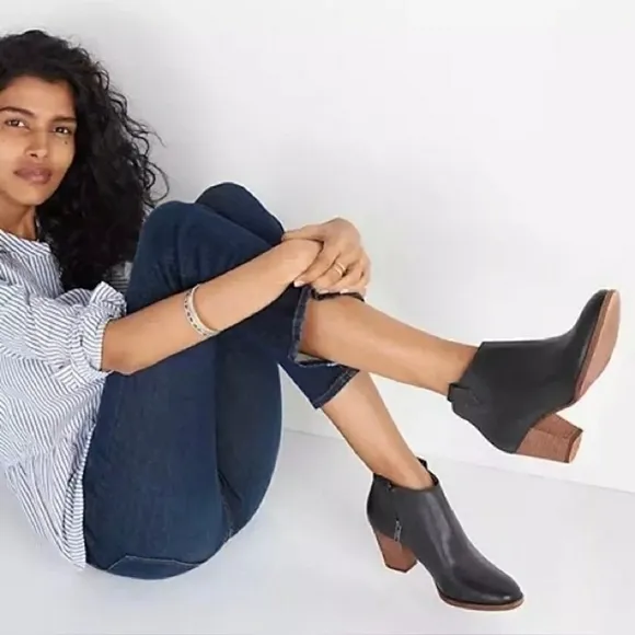 Madewell The Billie Black Leather Chunky  Staked Block Heel ANkle Boots, Sz 8.5