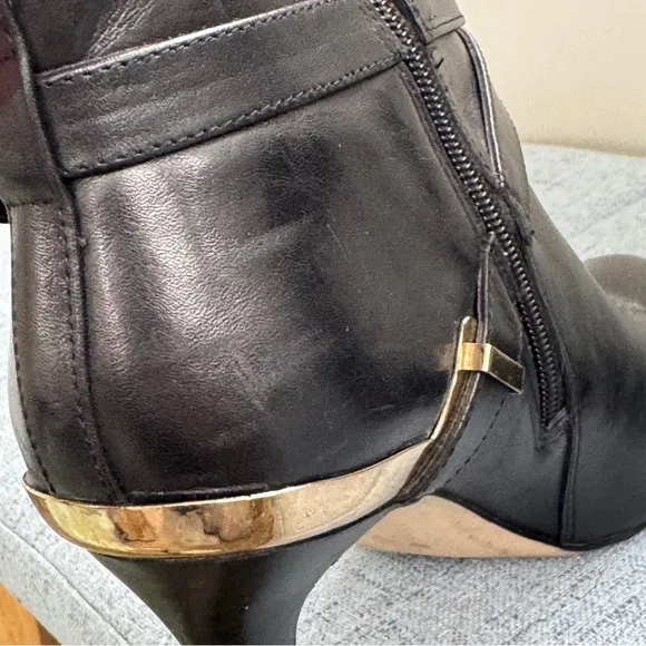 Marc Fisher Black Leather Gold Ankle Boots Stiletto Booties 8.5