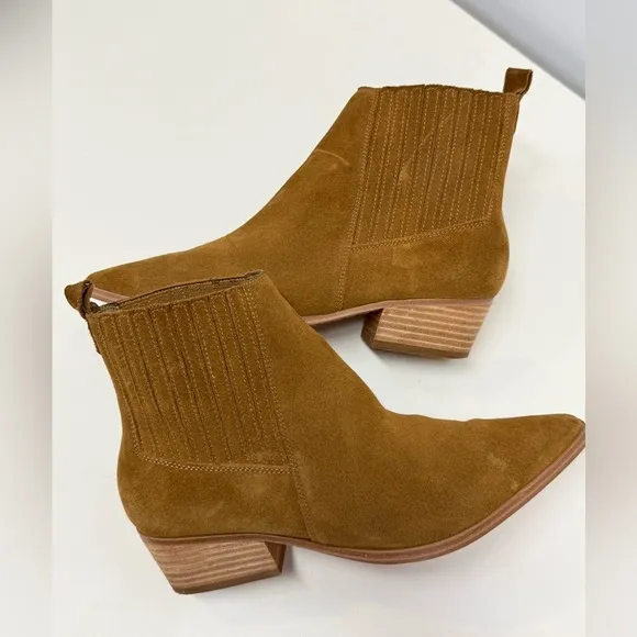 MARC FISHER Camel brown suede YARITA pointed toe ankle boots size 7.5