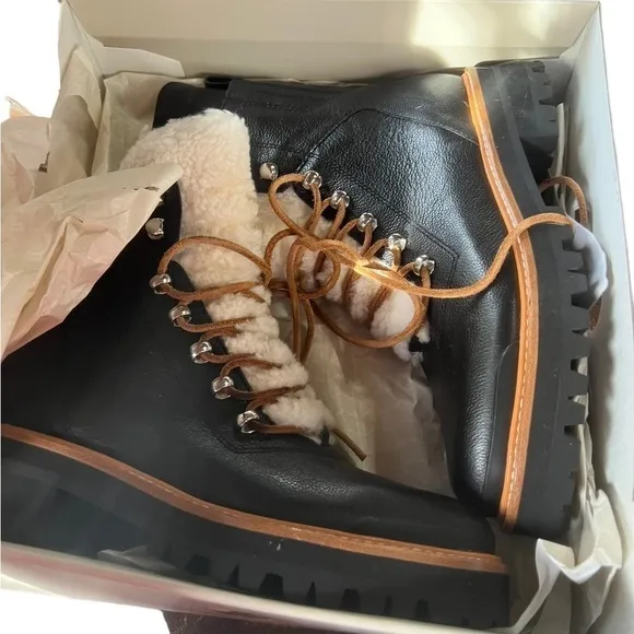 Marc Fisher Izzie Black Leather Shearling Lug Sole Ankle Boots Size 8.5 New