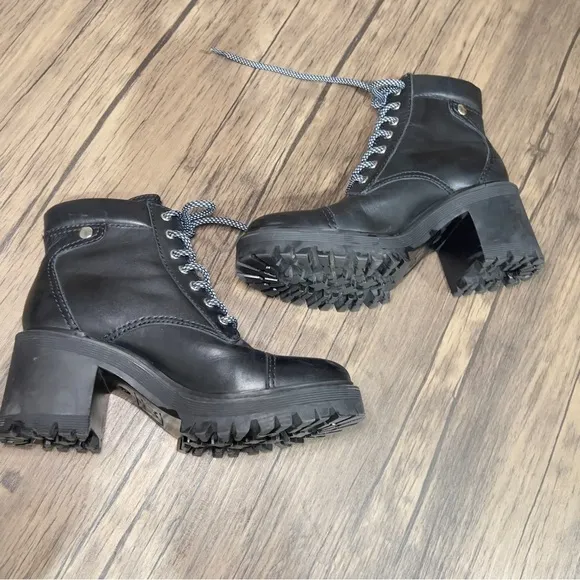 Marc Fisher LTD. Size 7M Women's Wenner Boots Black Goth Grunge Chunky Heel