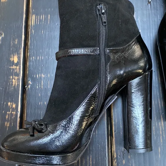Marc Jacobs Jane Black Patent Leather &amp; Suede Heeled Boots with Ankle Buckle&amp;Bow