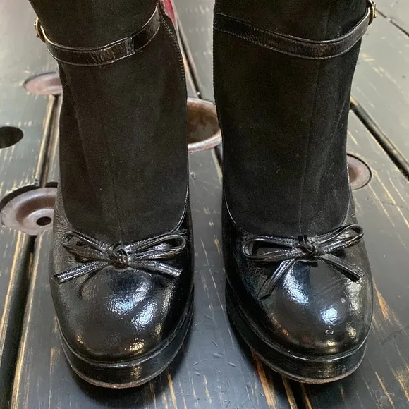 Marc Jacobs Jane Black Patent Leather &amp; Suede Heeled Boots with Ankle Buckle&amp;Bow