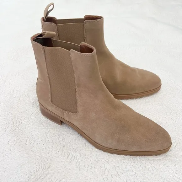Margaux The Chelsea Boot in Sand Suede Ankle Boots 43