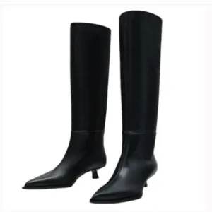 Massimo Dutti NWT leather kitten heeled boots