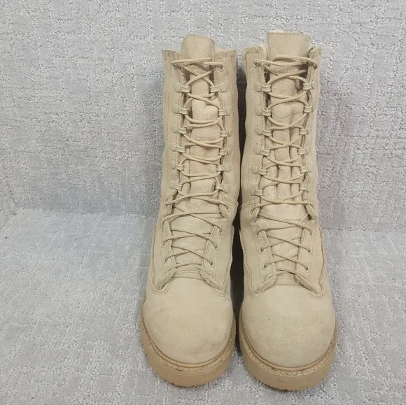 MATTERHORN men's size 7M tan insulated combat boots