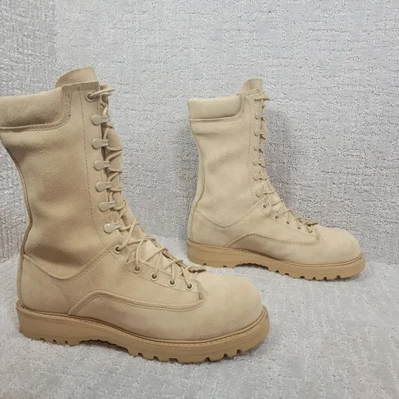 MATTERHORN men's size 7M tan insulated combat boots