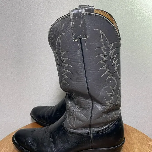 Mens Beat Up Vintage Nocona Cowboy Leather Boots Riding Heel Size 7 1/2 EE
