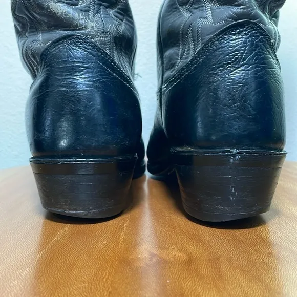 Mens Beat Up Vintage Nocona Cowboy Leather Boots Riding Heel Size 7 1/2 EE