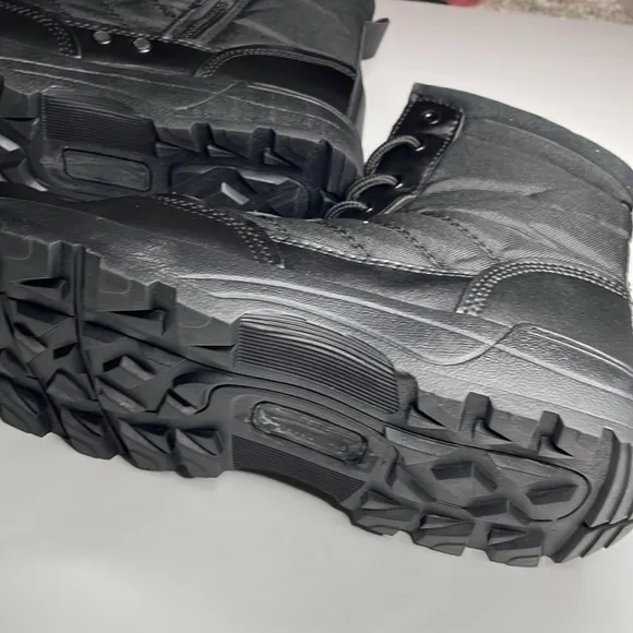 Men’s black military combat boots US11 New