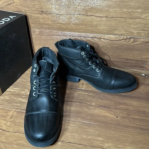 Men's Jkoda Hugh Leather boots size 47 new in box size 14