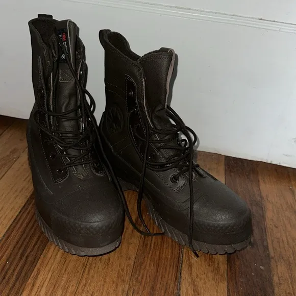 Men's Waterproof Brown Leather Boots by Converse