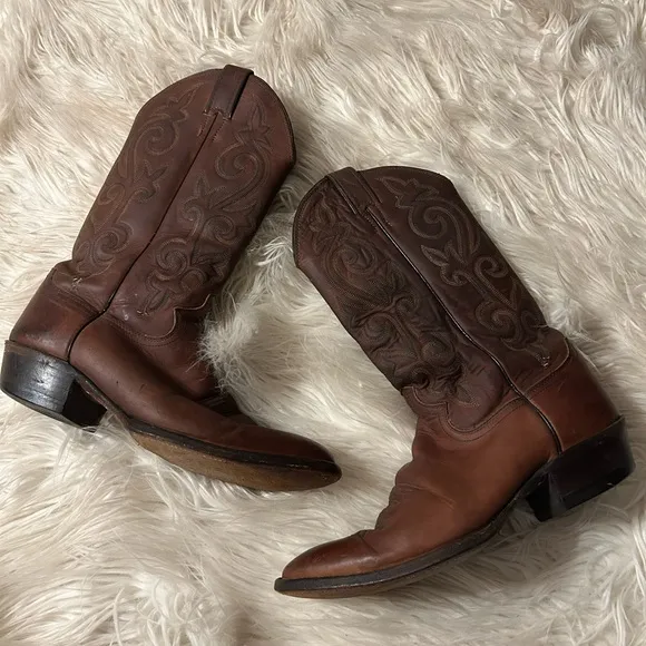 Men’s western leather Justin cowboy boots
