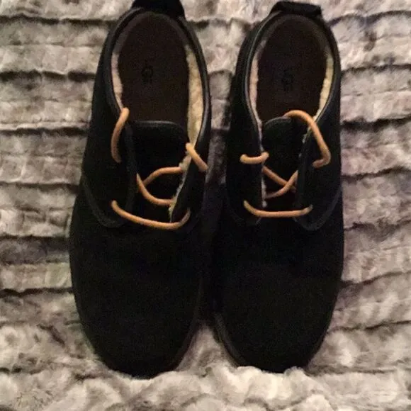 MENS UGGS CHUKKA BOOTS