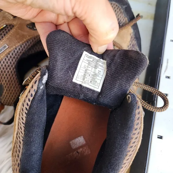 Merrell Moab Waterproof hiking boots 10.5‎