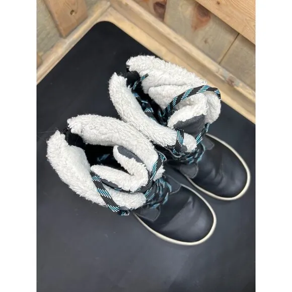 Merrell Youth Waterproof Winter Boots Size 13 Black Quilted Snow Fleece Lining