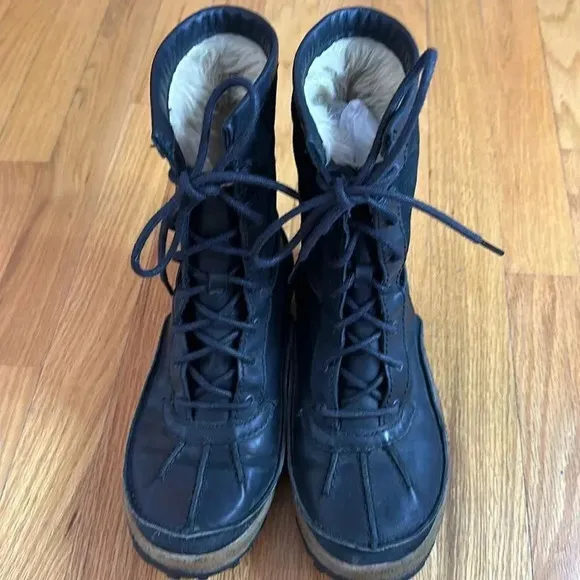 Merrel sz 6.5 Tremblant Mid Polar Waterproof Boots 200G Insulated, gorgeous