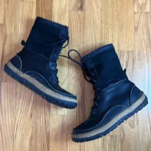 Merrel sz 6.5 Tremblant Mid Polar Waterproof Boots 200G Insulated, gorgeous