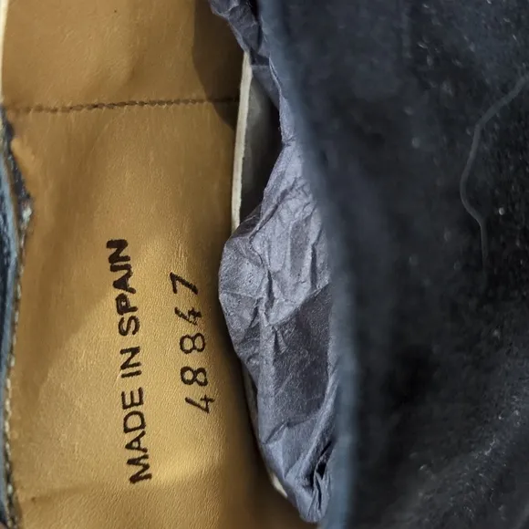 Mezlan Black Suede Zip Up Boots NWOT