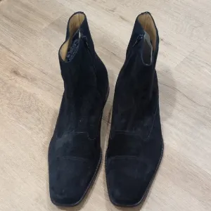 Mezlan Black Suede Zip Up Boots NWOT