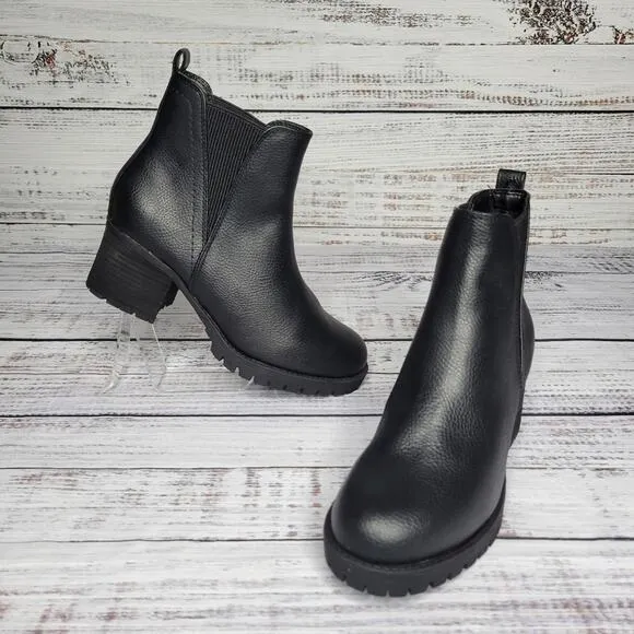 Mia Jody Lug Sole Chelsea Boots Stacked Chunky Heel Black | Size 9