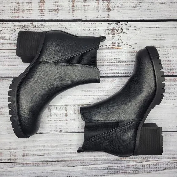 Mia Jody Lug Sole Chelsea Boots Stacked Chunky Heel Black | Size 9