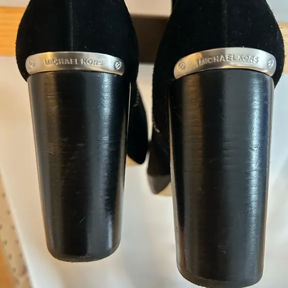 Michael Kors black Suede Knee Boots Size 7.5